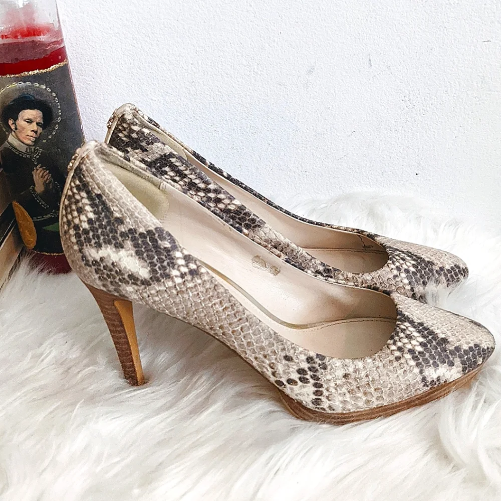 Coach Beige Snakeskin Textured Pumps 5.5